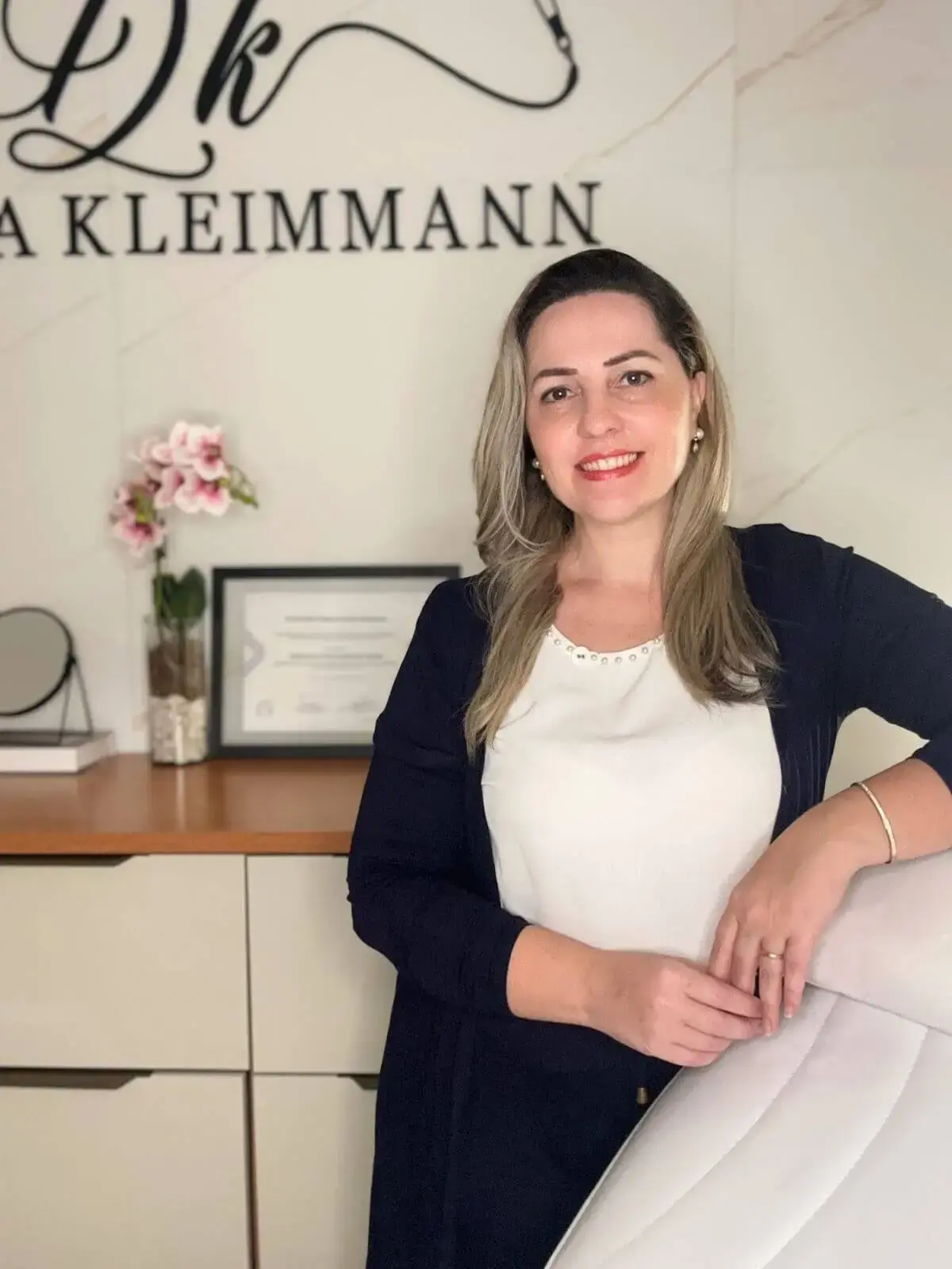 Dra. Débora Kleimann - Biomédica Esteta
